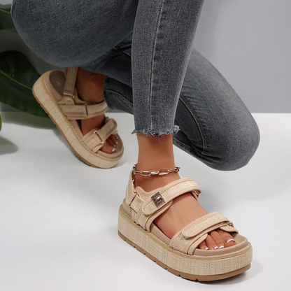 Raffia Buckle Plattformssandaler – The Effortless Sandal You'll Wear All Summer