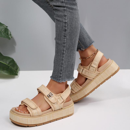 Raffia Buckle Plattformssandaler – The Effortless Sandal You'll Wear All Summer
