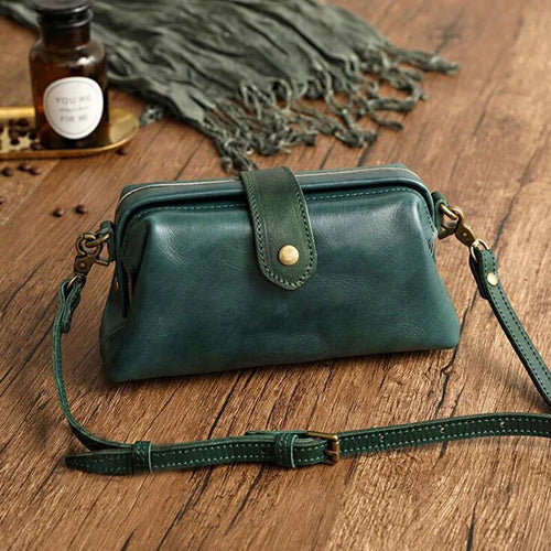 Leather handsbag